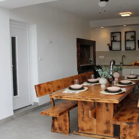 Tea Biograd Na Moru Benkovac * Polaca