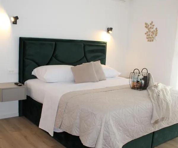 Tea Biograd Na Moru Benkovac *