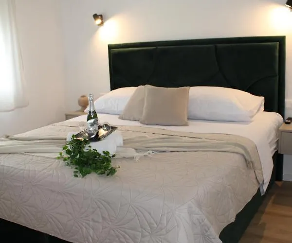 Tea Biograd Na Moru Benkovac * Polaca