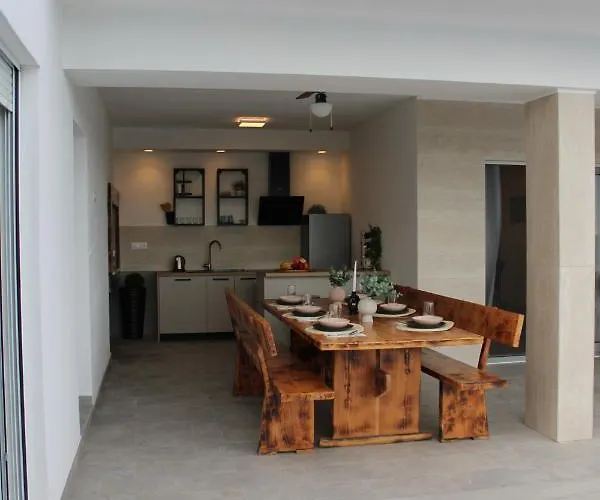 Tea Biograd Na Moru Benkovac Villa Polača